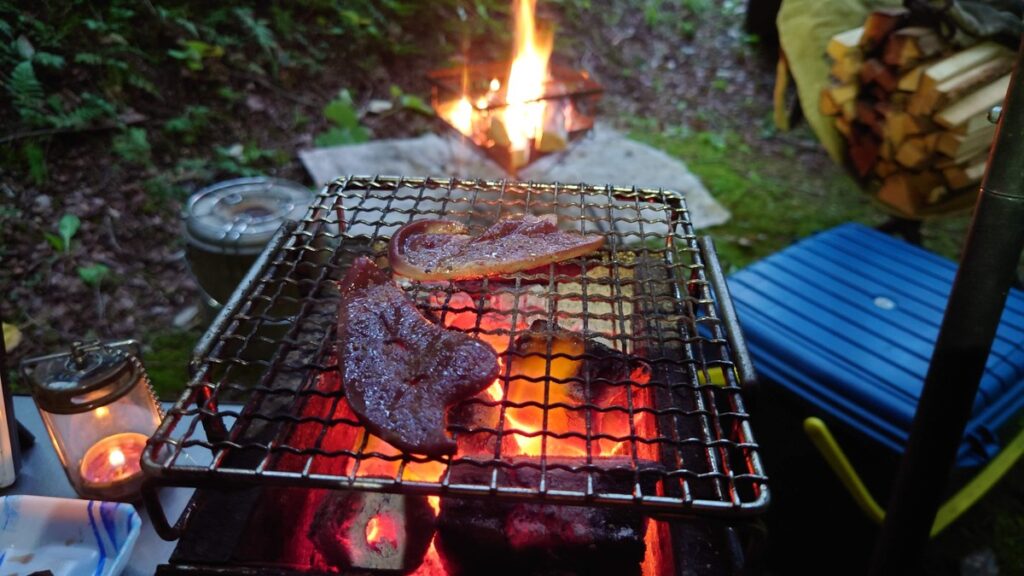 炭火焼きと焚火