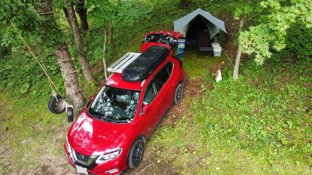 花咲森のキャンプ場ソロサイト空撮離陸直後