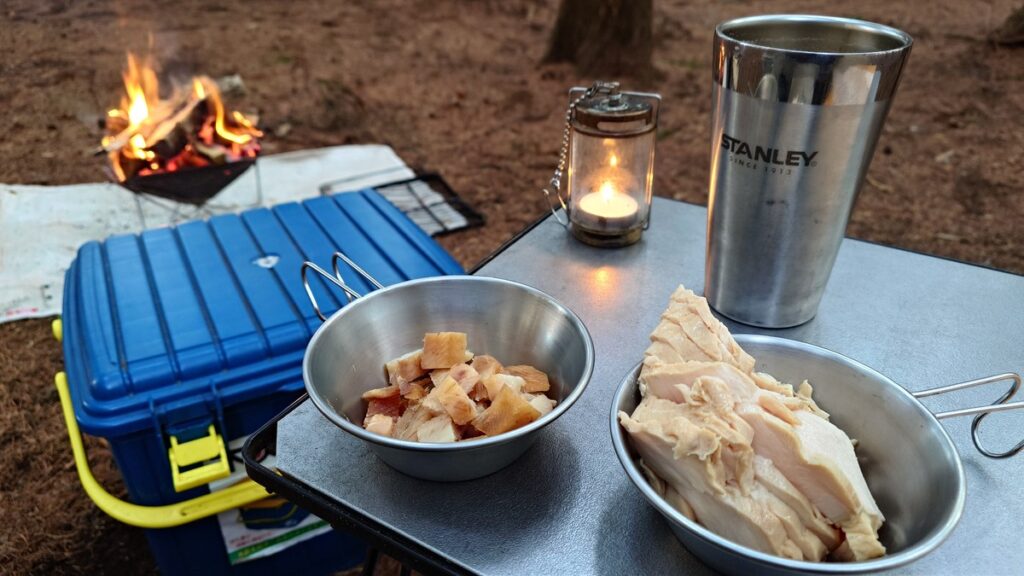 鶏胸肉のハムと鱒の燻製