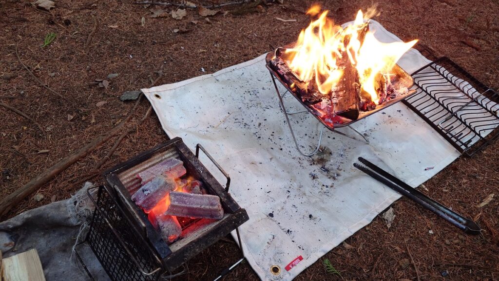 焚火と着火しユニセラminiに移したオガ炭