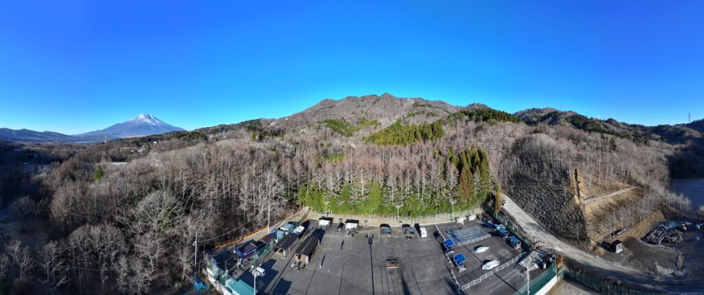 Mauka Resort AZMY と富士山