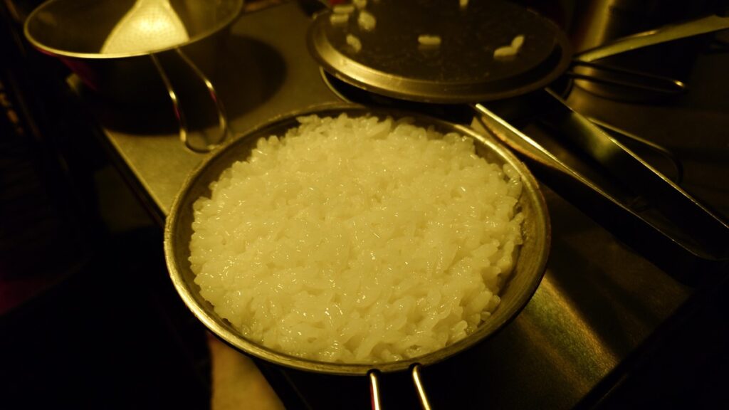 スキレットで炊いたご飯