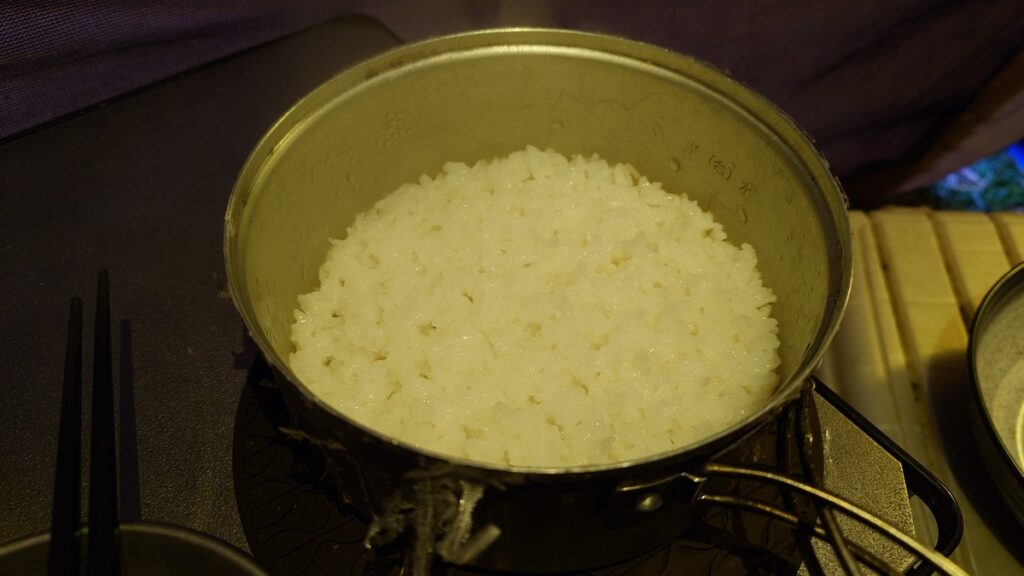 石油ストーブで炊いたご飯