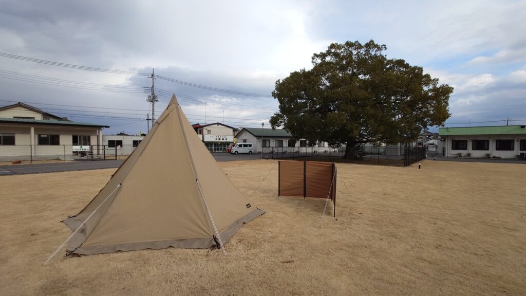 くすのきキャンプ場tassoＴＣと陣幕mini
