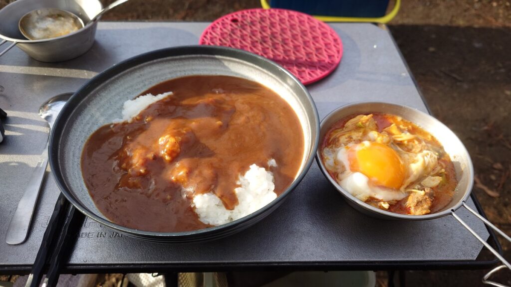 カレーとスンドゥブの朝食