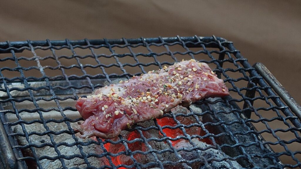 牛ハラミの炭火焼き