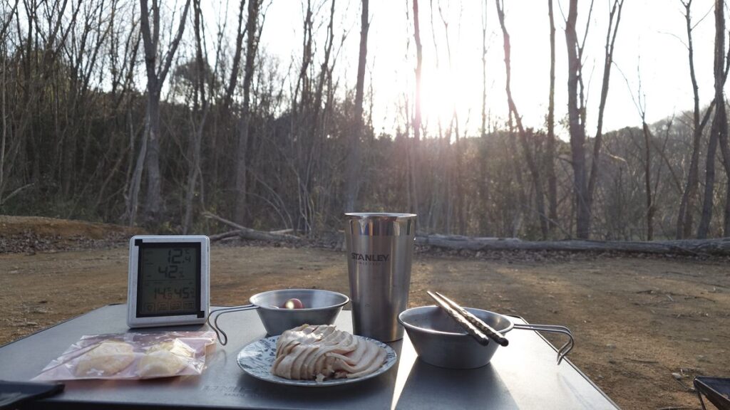 と父の森キャンプ場頂上エリアからの西日