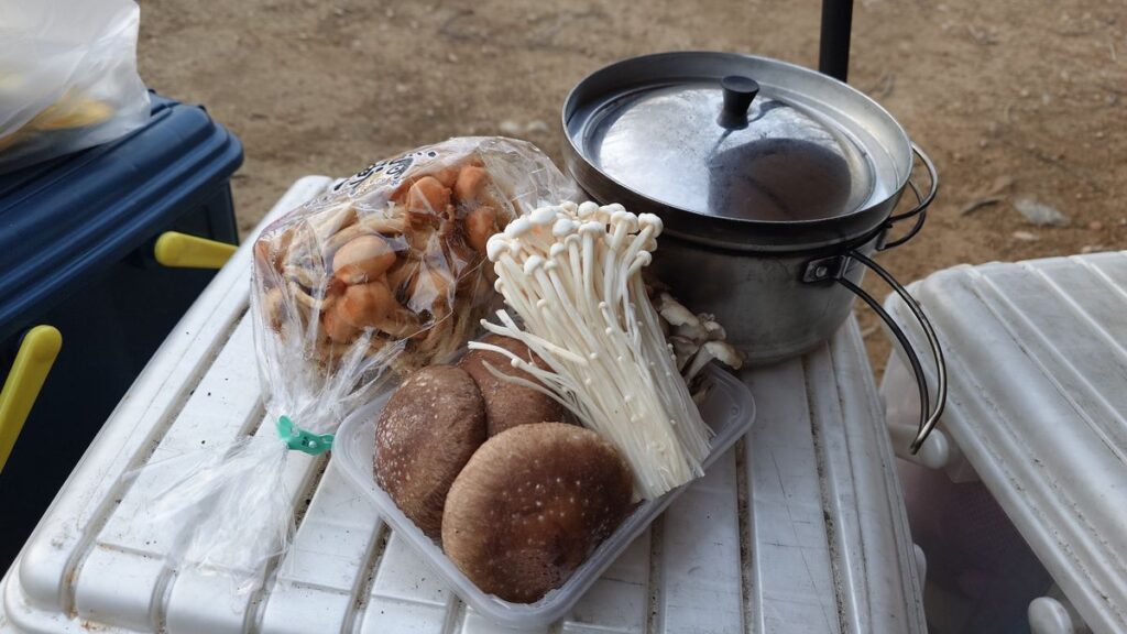 キノコ鍋の具材