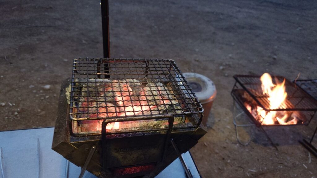 ユニセラminiに移したオガ炭