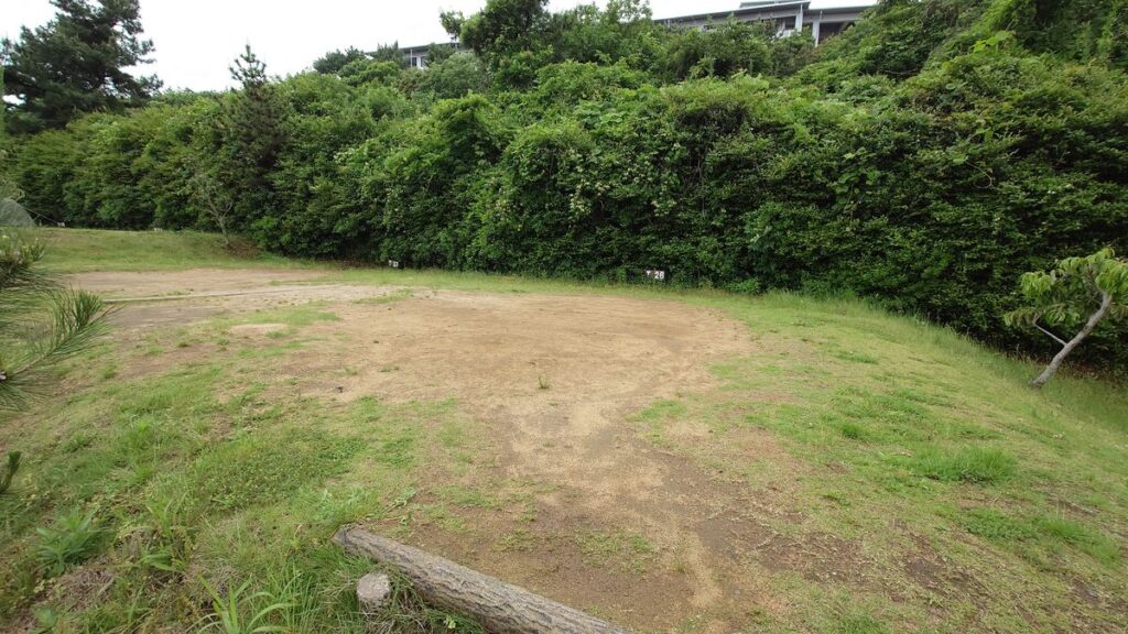 大洗サンビーチキャンプ場高台サイトT26-27