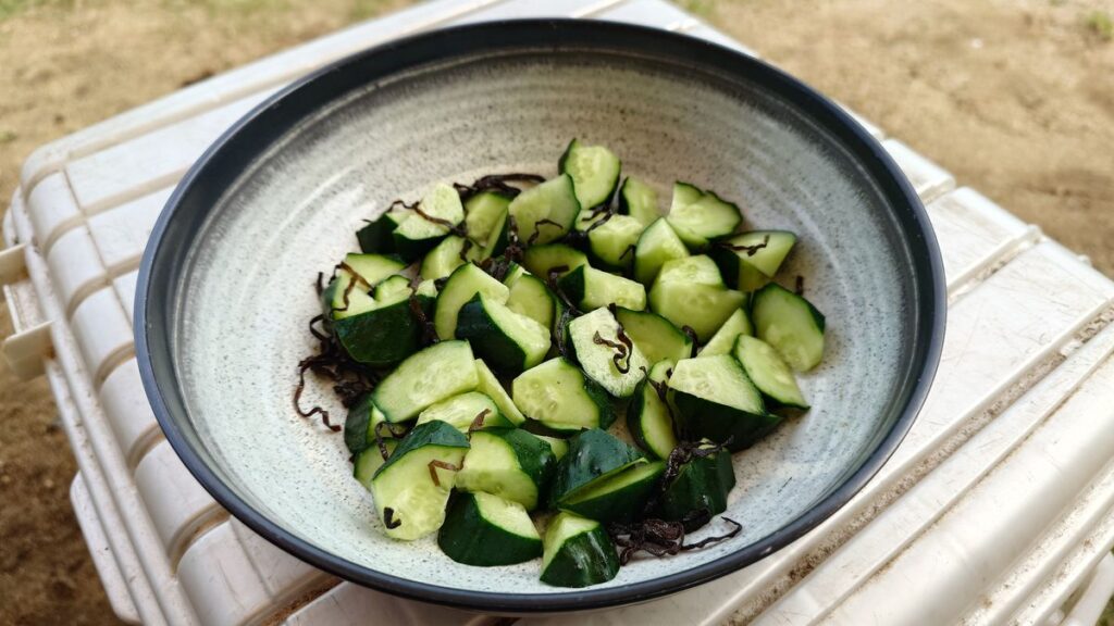 キュウリの塩昆布和え