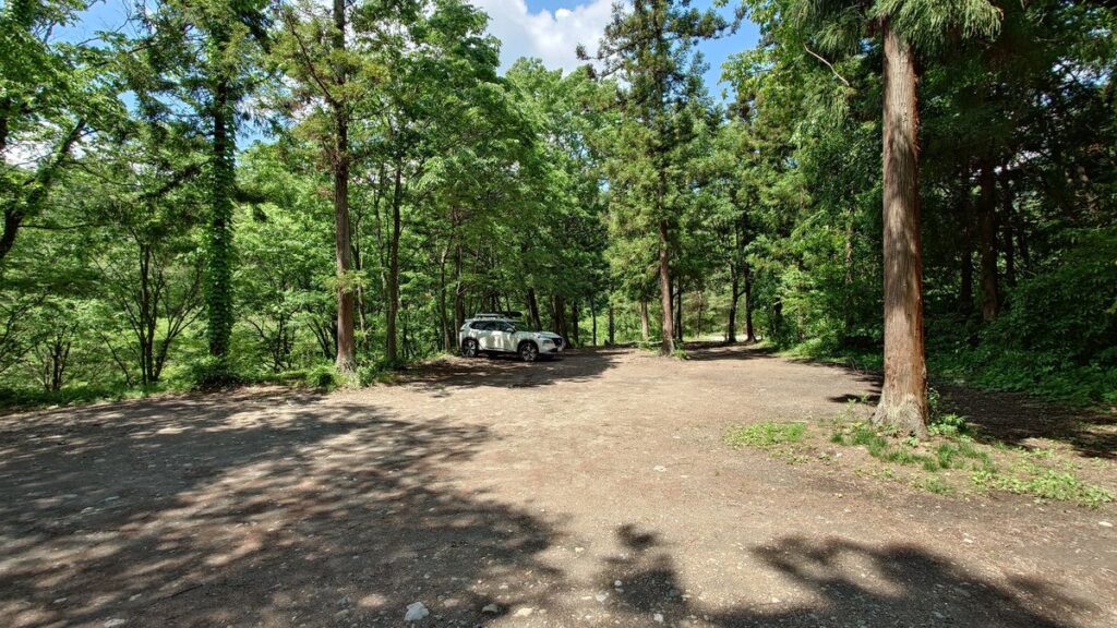 グリーンパークふきわれフリーサイト入り口方面から