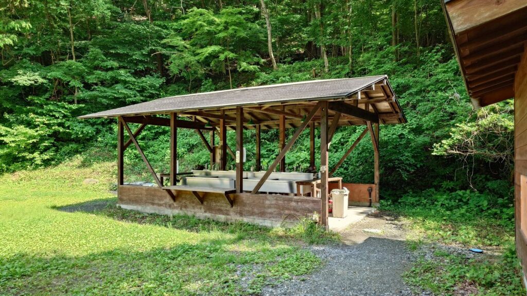 グリーンパークふきわれ炊事場