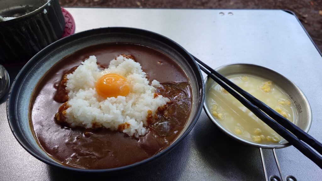 カレーライスとコーンスープ