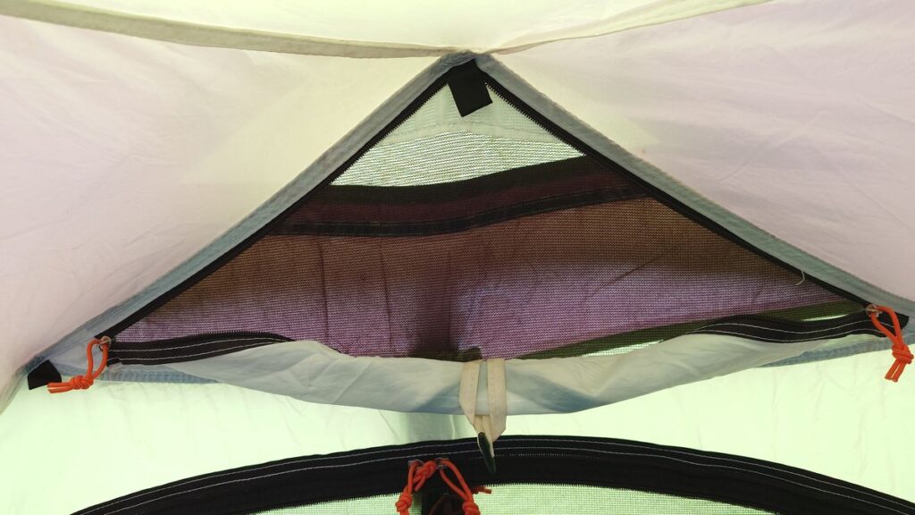 ツーリングドームインナーテントベンチレション