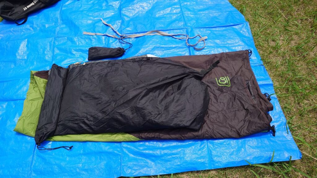 ツーリングドームSTフライシートとインナーテントをたたむ過程