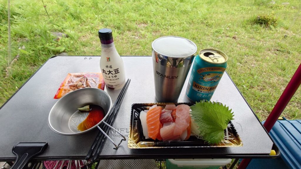 お刺身と柿の種で口開け