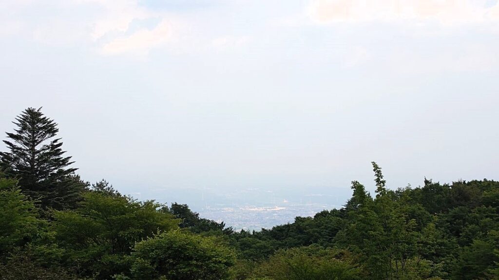 山の駅たかはらSTAR LIGHT CAMP BASEから見下ろした景色その1