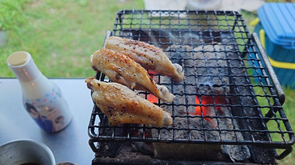ユニセラmini鶏手羽中ハーフの炭火焼き