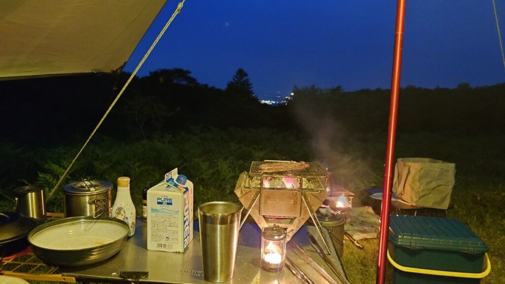 遠く夜景を見ながら一献