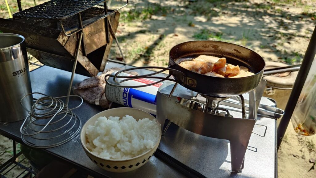 お昼の焼き肉ご飯