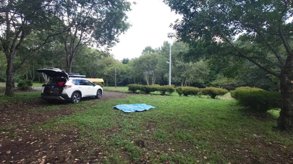 尾瀬金井沢キャンプ場フリーサイト設営用グランドシート