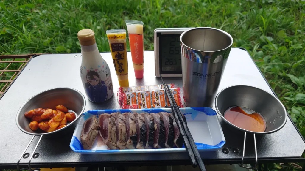 カツオのたたきとニンニクの味噌漬け