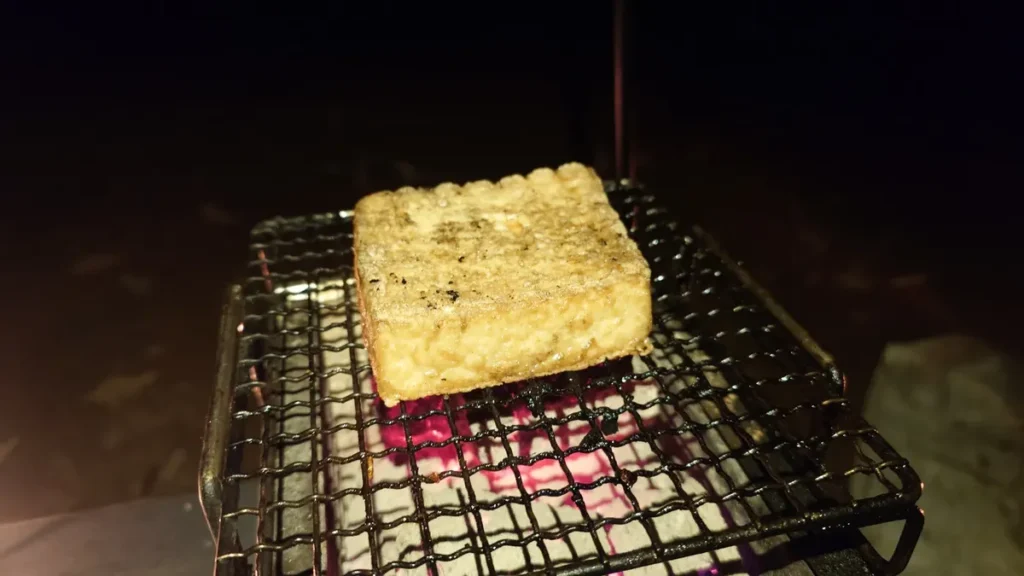 厚揚げの炭火焼き