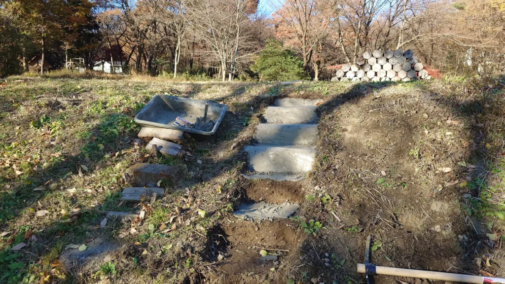 ナイトビューあかぎ階段のコンクリ作業