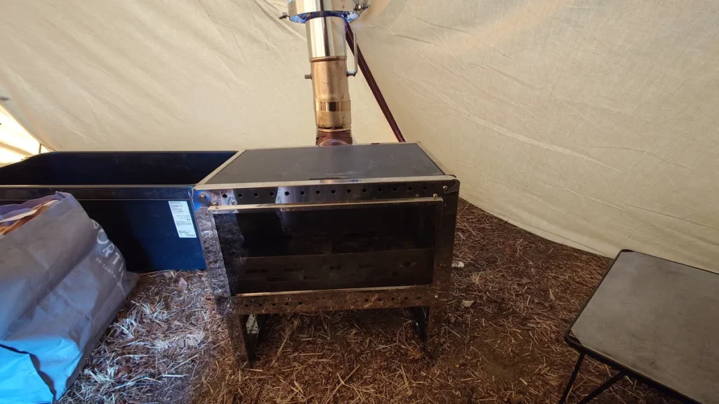 設置がおわった薪ストーブ