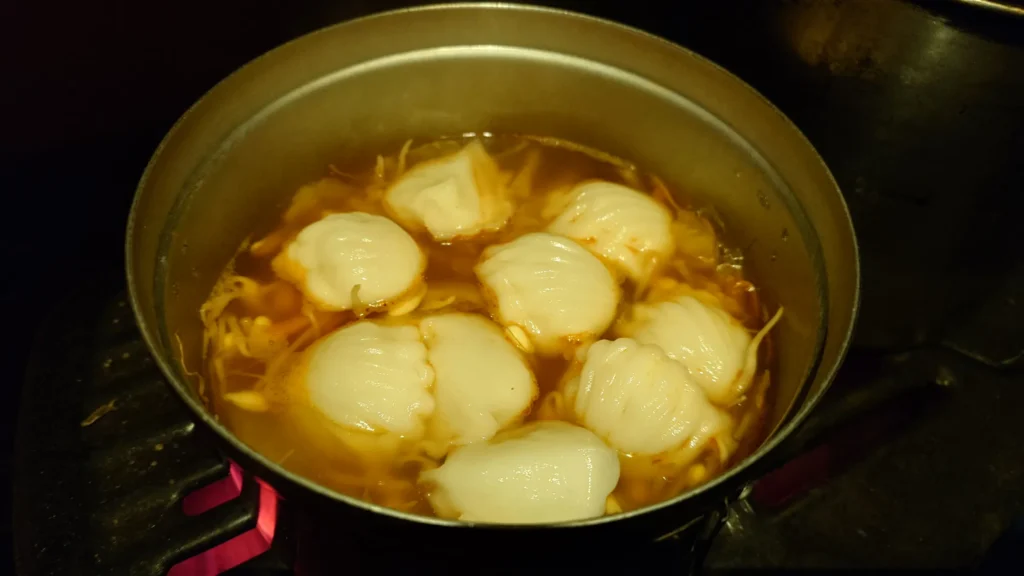 ワンタン餃子っぽい鍋