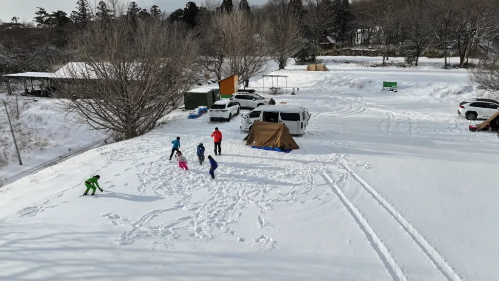 ナイトビューあかぎ雪上キャンプを楽しむ