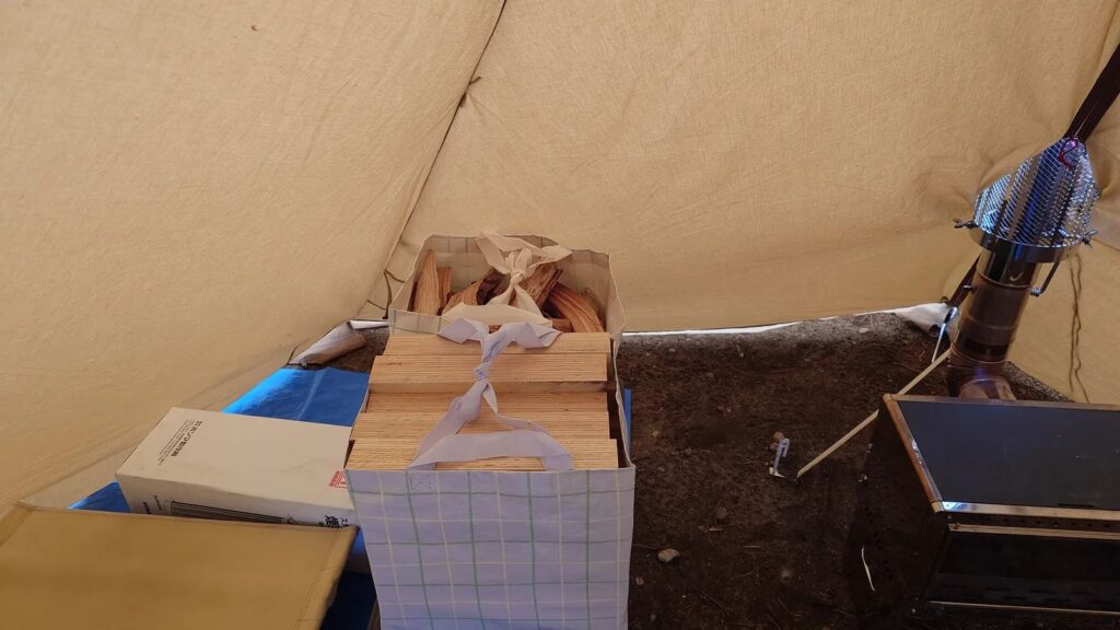 薪ストーブと薪