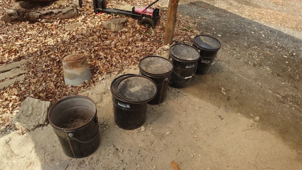 フォレストパークおいらの森上部灰捨て場