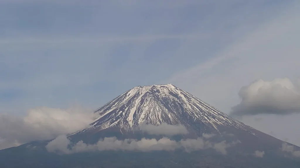 富士山山頂付近望遠