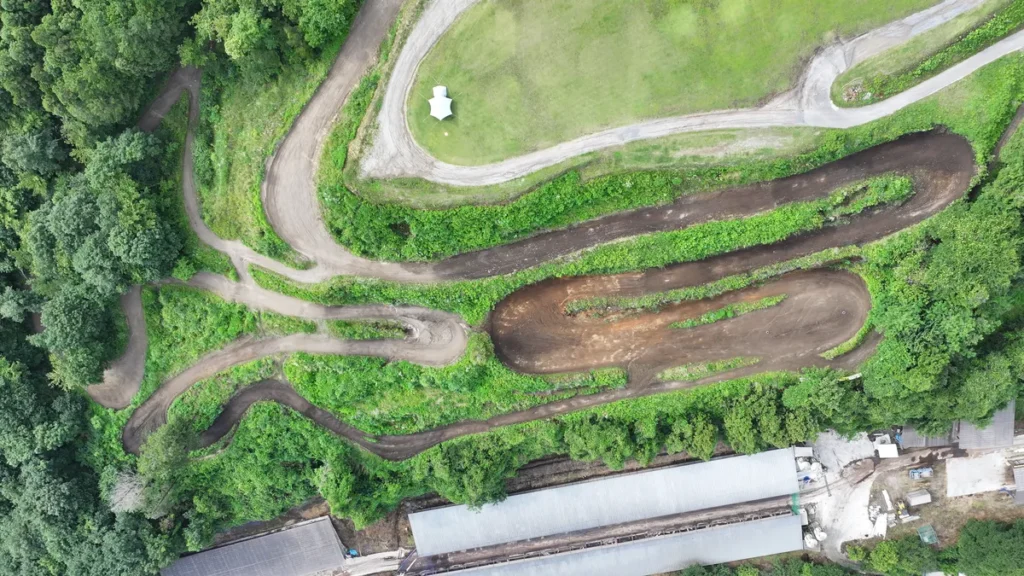 アンリミットオートキャンプ場モトクロスコース空撮