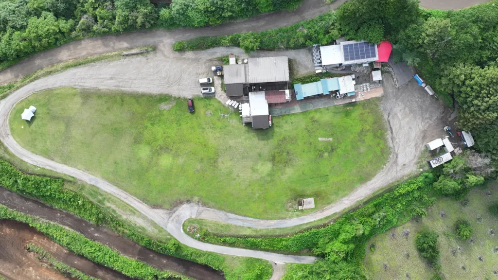 アンリミットオートキャンプ場空撮