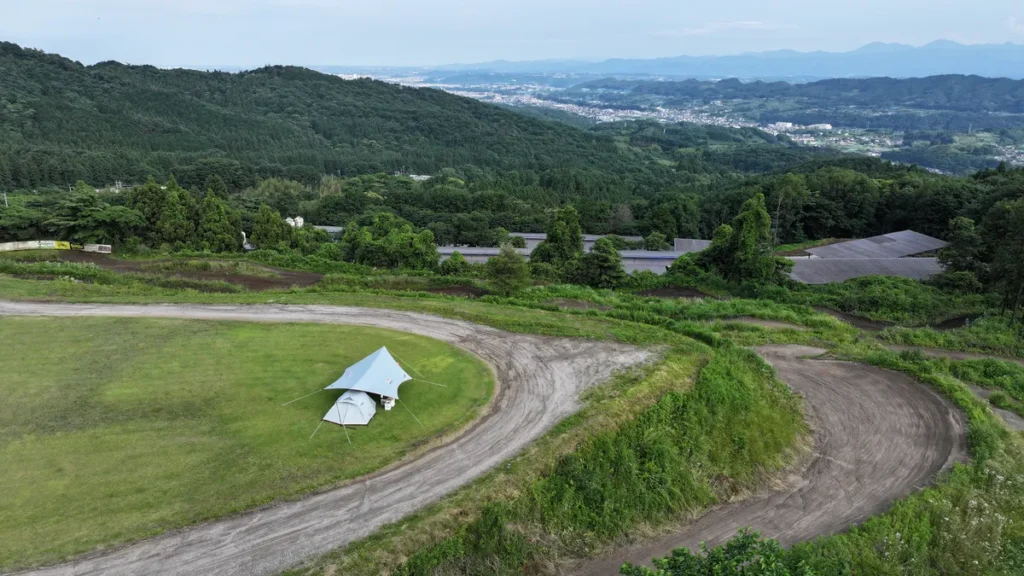 アンリミットオートキャンプ場空撮