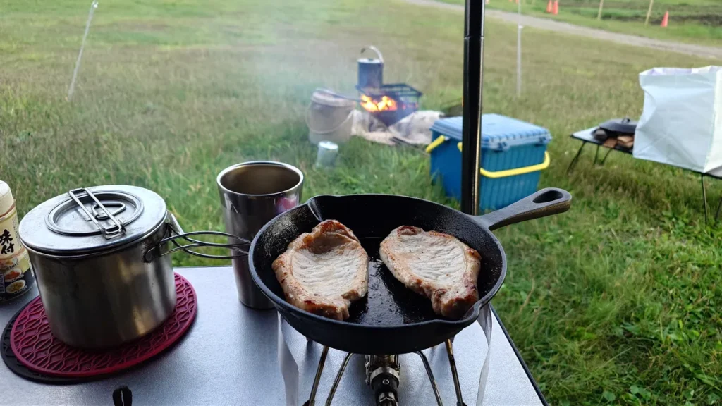 スキレットと豚ロース