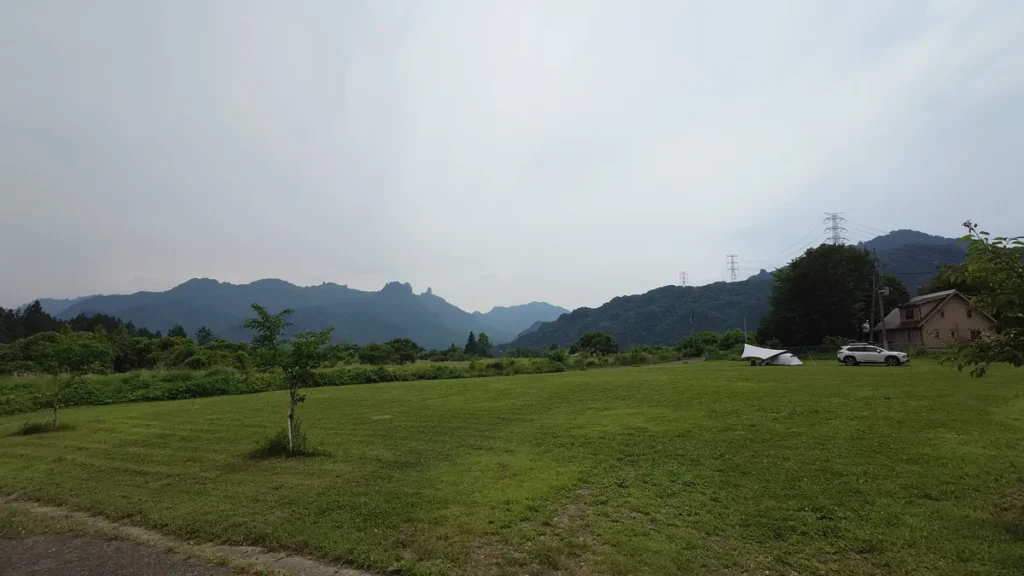 峠の湯スパオートキャンプ場フリーサイトの様子