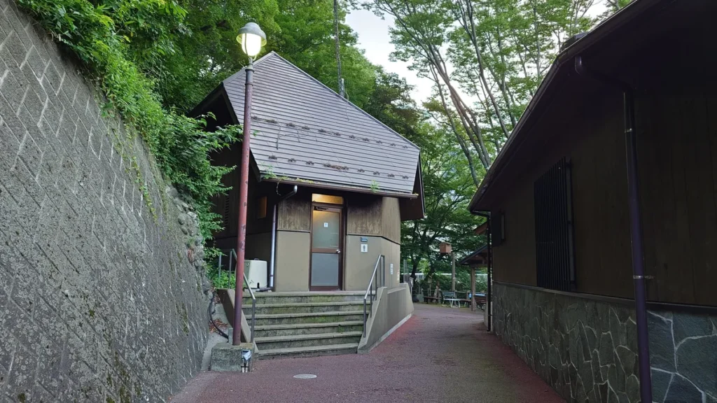 川治温泉薬師の湯公衆トイレ