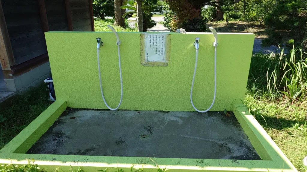 人魚の湯オートキャンプ場水シャワー施設