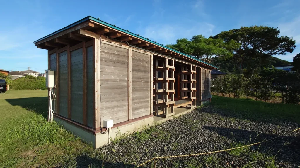 人魚の湯オートキャンプ場温水シャワー棟