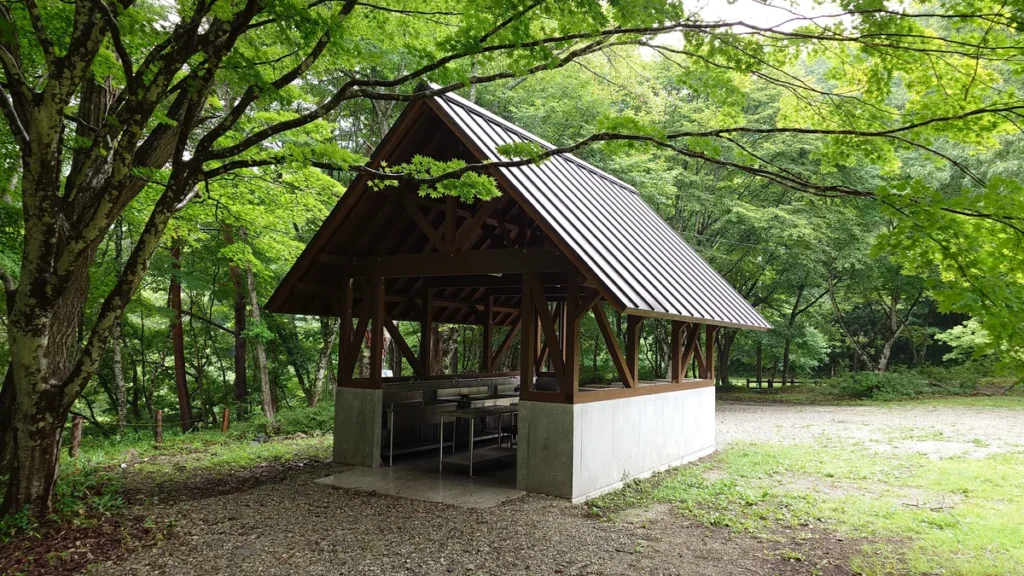 安ヶ森キャンプ場Ｅサイト炊事場