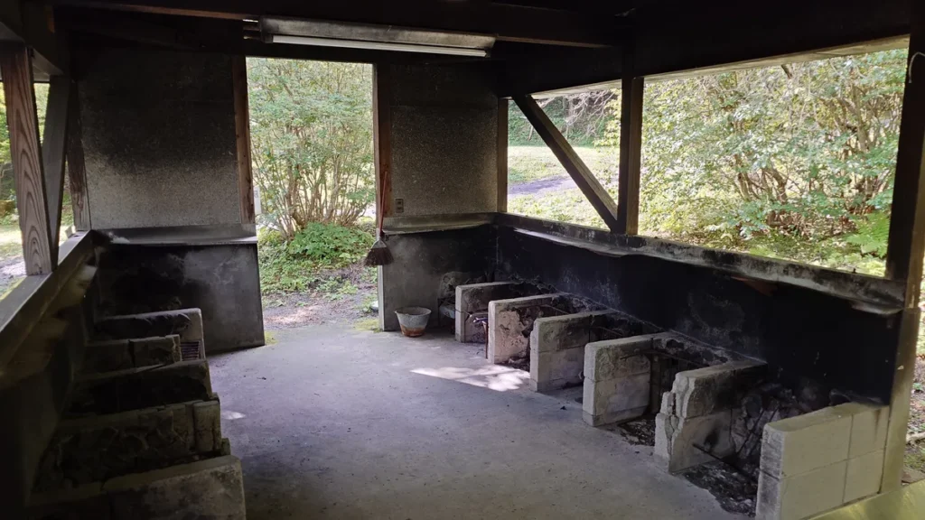 わらび平森林公園キャンプ場かまど