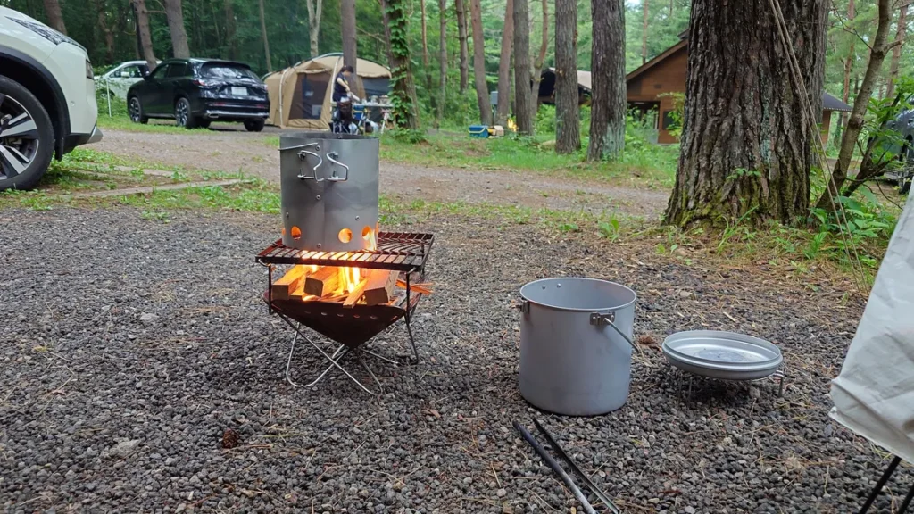 焚き火と火起こし器