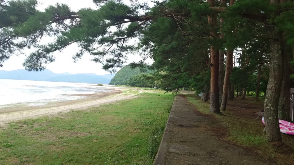 湖南七浜秋山浜湖岸