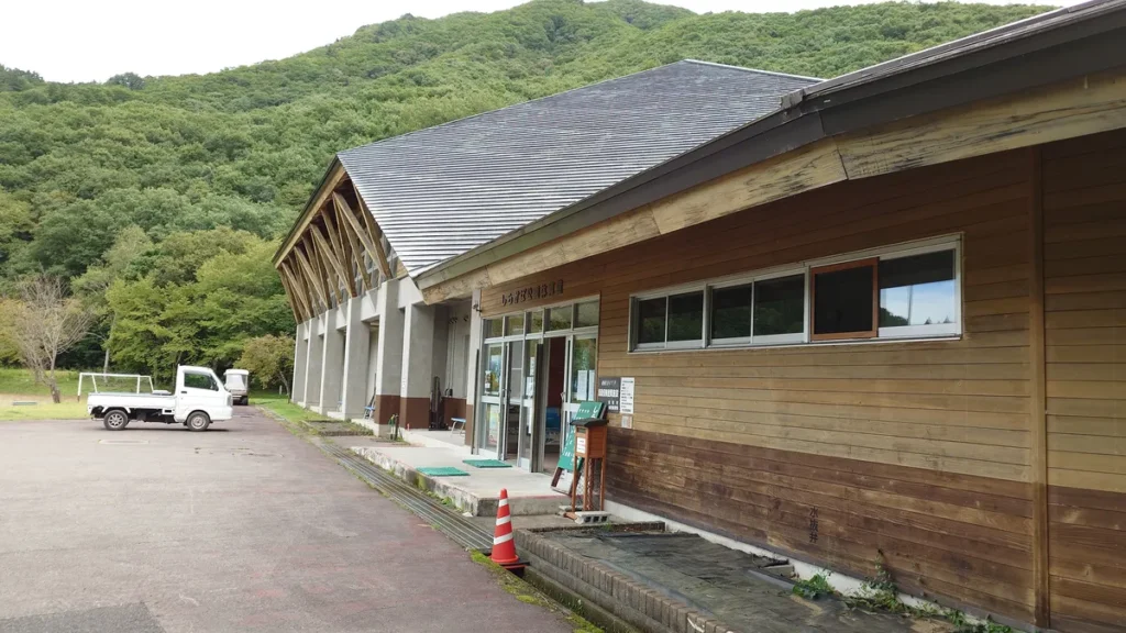 しらかば公園管理施設