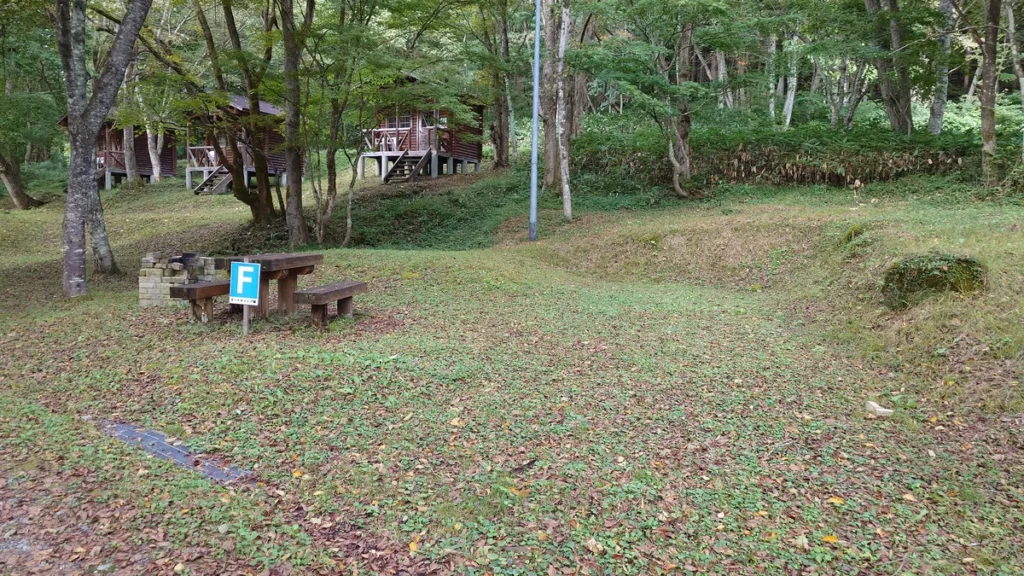 しらかば公園キャンプ場オートキャンプエリアFサイト