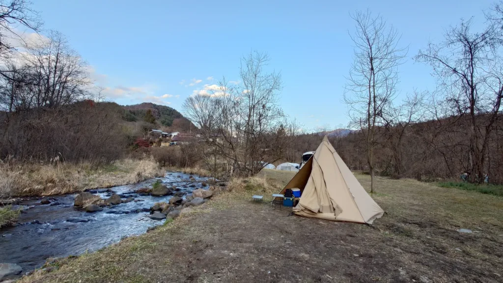 ささの湯キャンプ場オートサイト